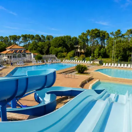 Vue Port Bourgenay 5 Pers *